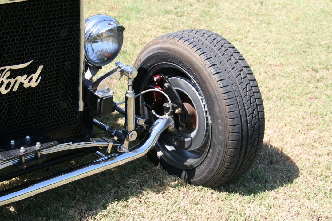 Ford Hot Rod - Image 27 of 31