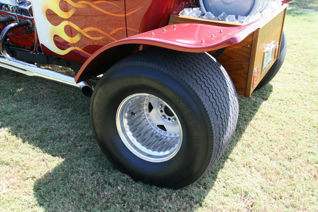 Ford Hot Rod - Image 29 of 31