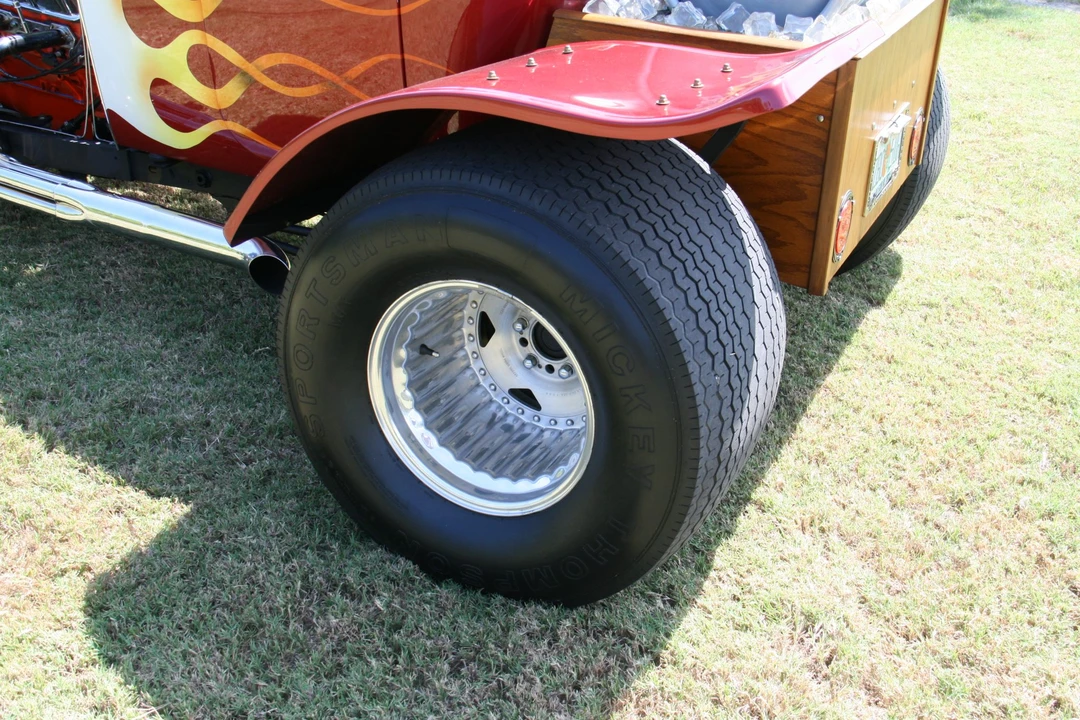 Ford Hot Rod - Image 30 of 31
