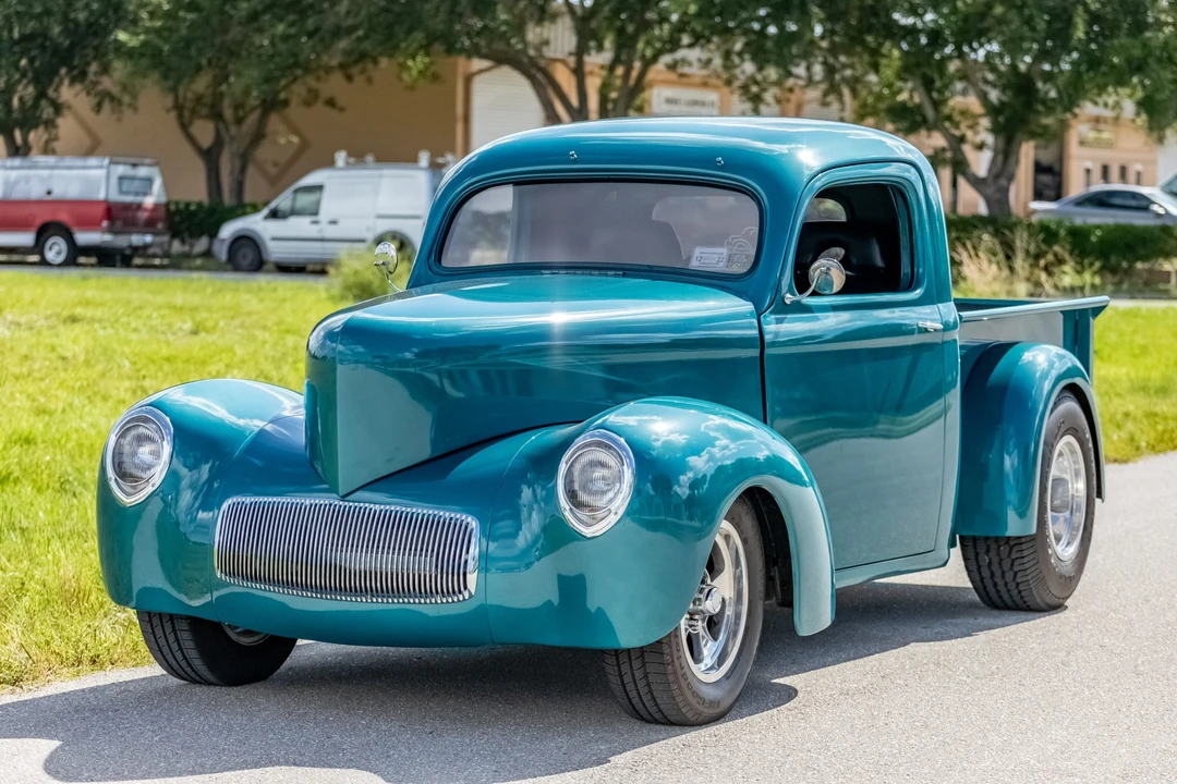 Willys Pickup - Image 2 of 31