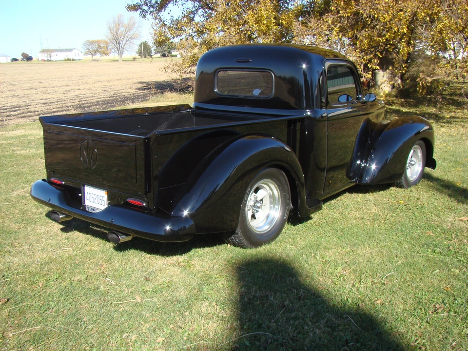 Willys Pickup - Image 8 of 31