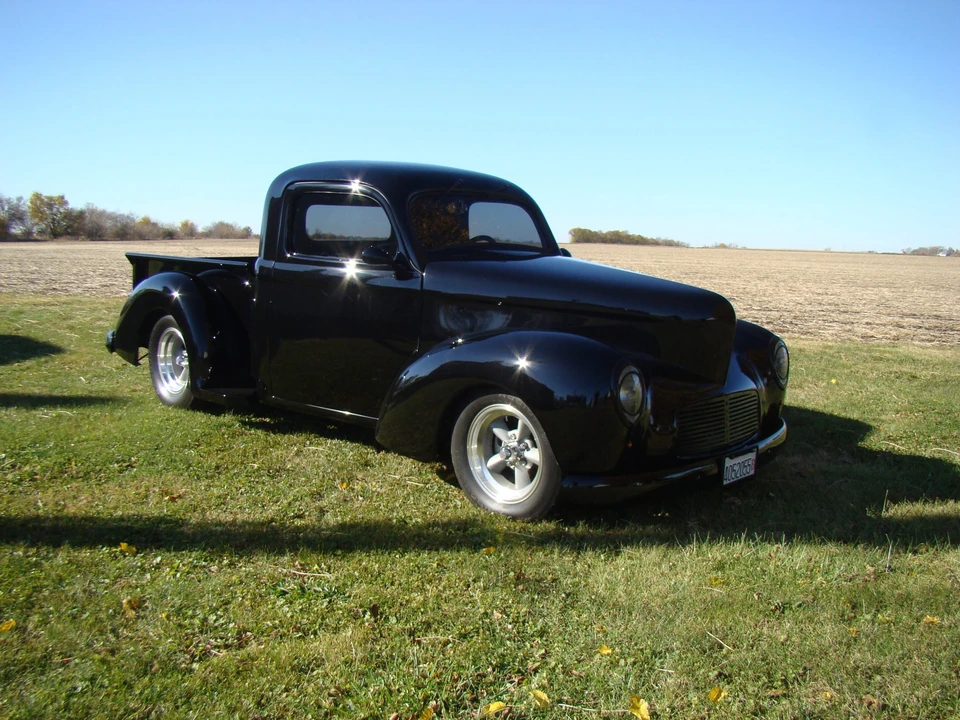 Willys Pickup - Image 14 of 31