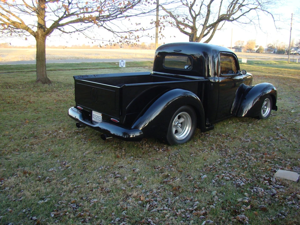 Willys Pickup - Image 7 of 31