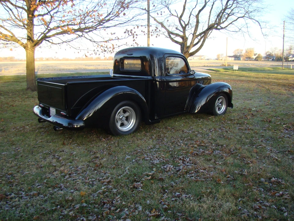 Willys Pickup - Image 9 of 31