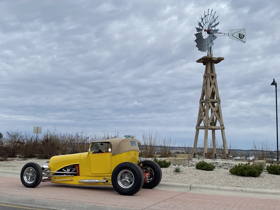 Ford Hot Rod - Image 25 of 31