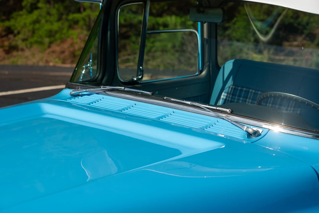 1958 Chevrolet Task Force - Image 24 of 31
