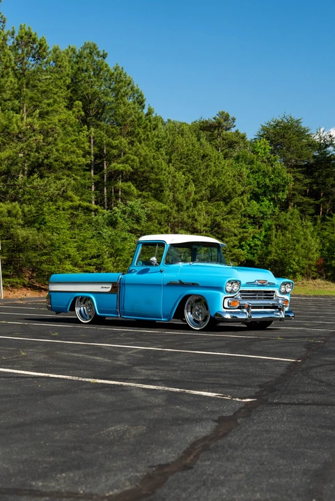 1958 Chevrolet Task Force - Image 5 of 31