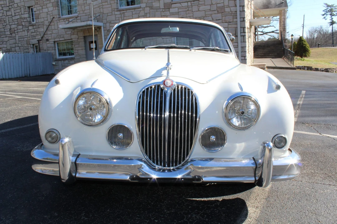 1961 Jaguar Mark II - Image 10 of 31