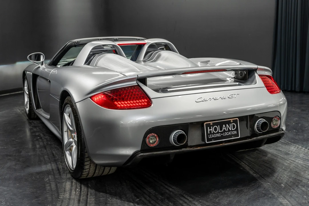 2005 Porsche Carrera GT - Image 4 of 31