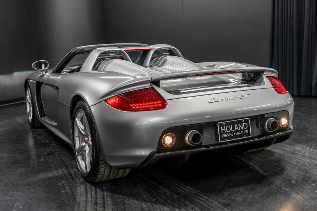 2005 Porsche Carrera GT - Image 6 of 31