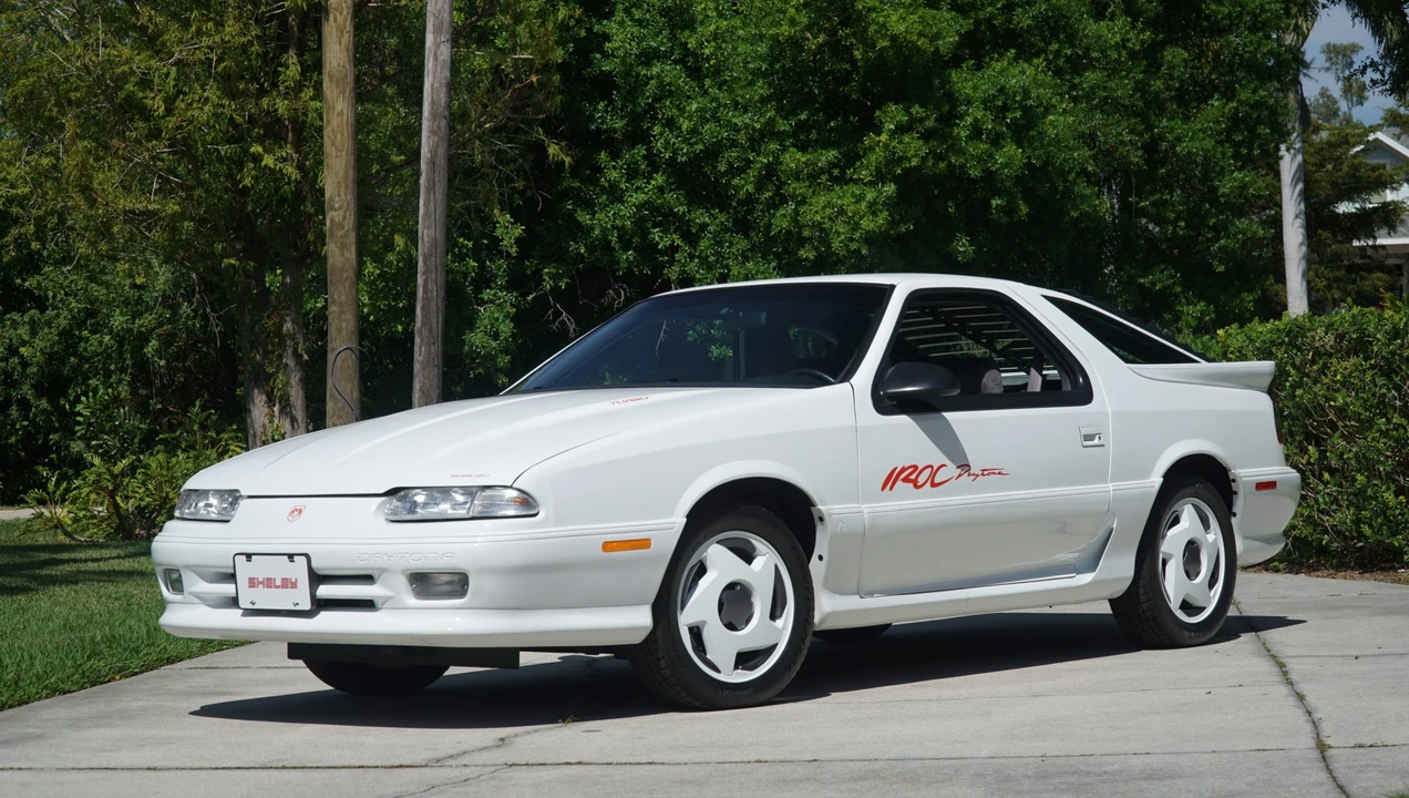 1992 Dodge Daytona - Image 3 of 31