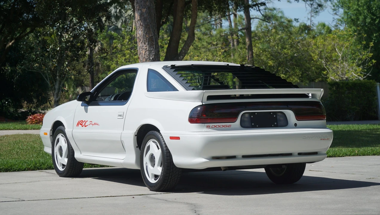 1992 Dodge Daytona - Image 23 of 31