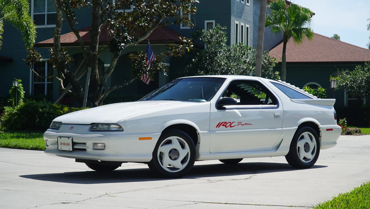 1992 Dodge Daytona - Image 2 of 31