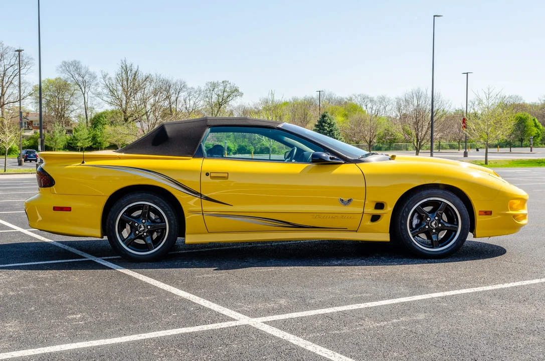 2002 Pontiac Firebird Trans Am 4th Gen - Image 8 of 31
