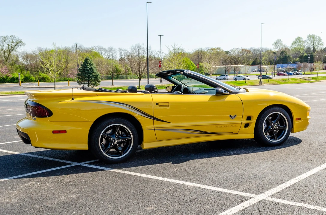 2002 Pontiac Firebird Trans Am 4th Gen - Image 18 of 31