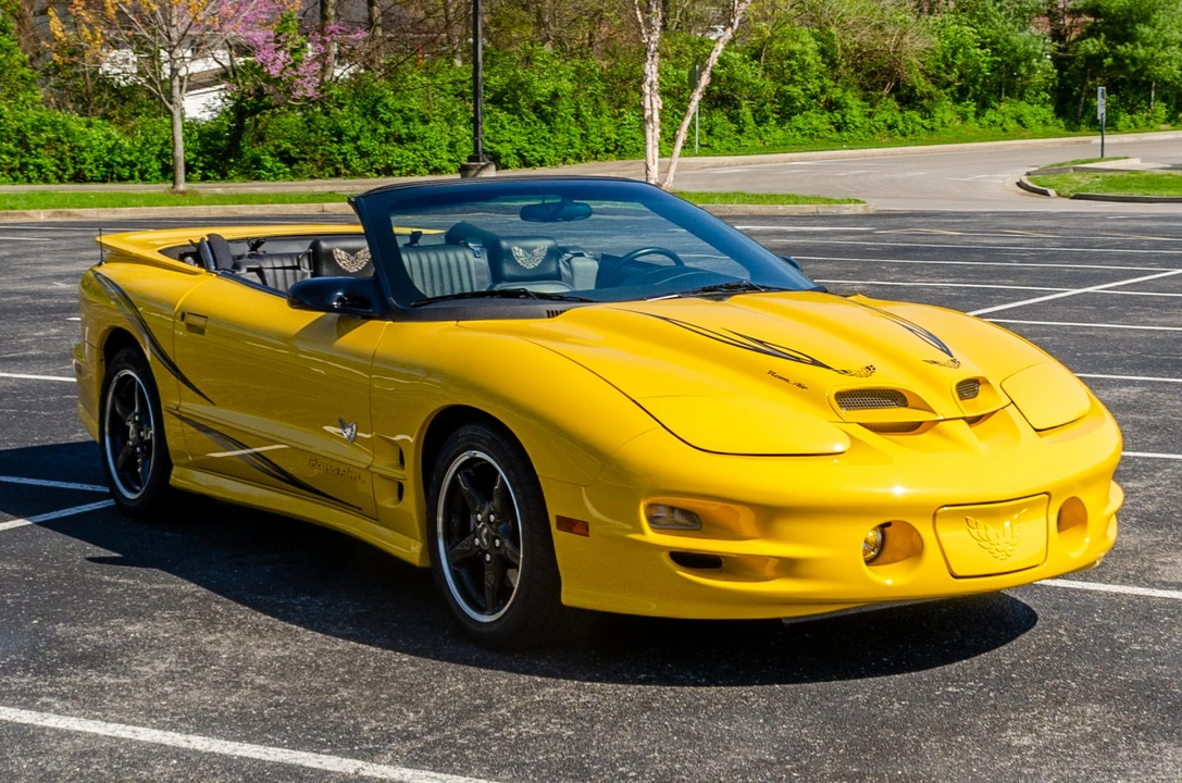 2002 Pontiac Firebird Trans Am 4th Gen - Image 16 of 31