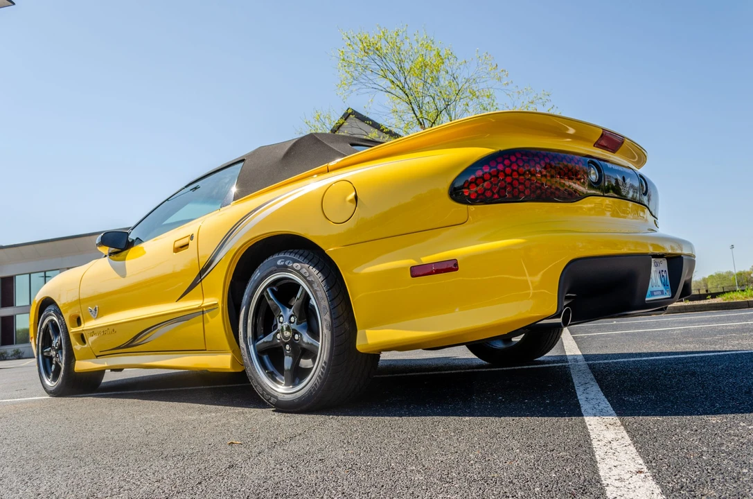 2002 Pontiac Firebird Trans Am 4th Gen - Image 12 of 31