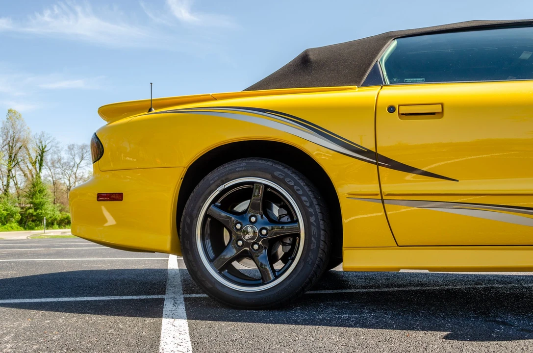 2002 Pontiac Firebird Trans Am 4th Gen - Image 28 of 31