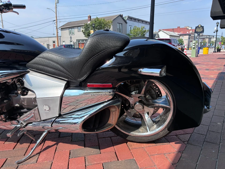 2004 Honda Rune - Image 27 of 31