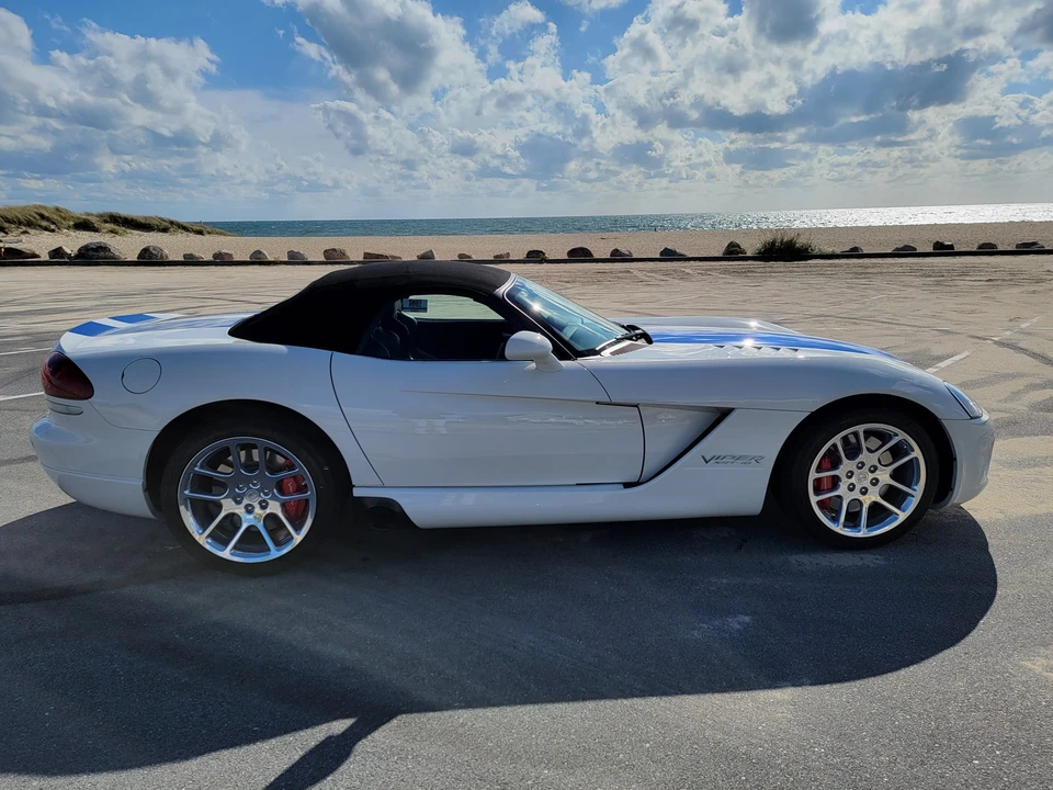 2005 Dodge Viper 3rd Gen - Image 27 of 31