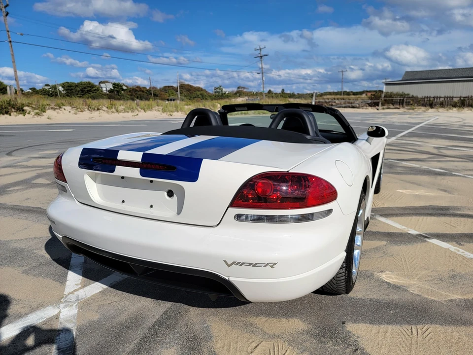 2005 Dodge Viper 3rd Gen - Image 15 of 31