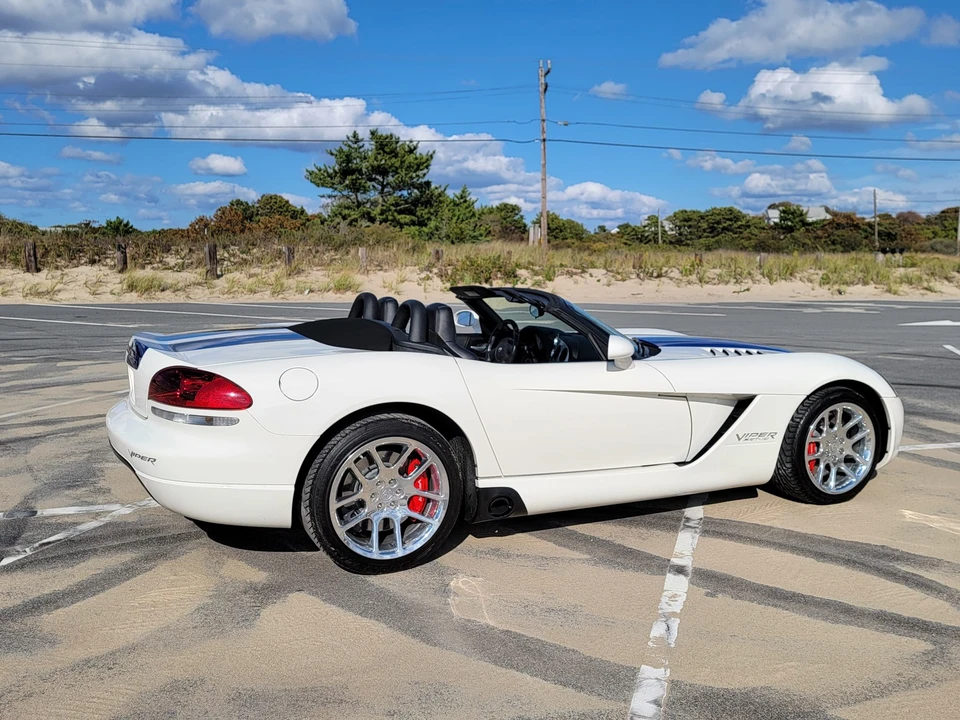 2005 Dodge Viper 3rd Gen - Image 13 of 31