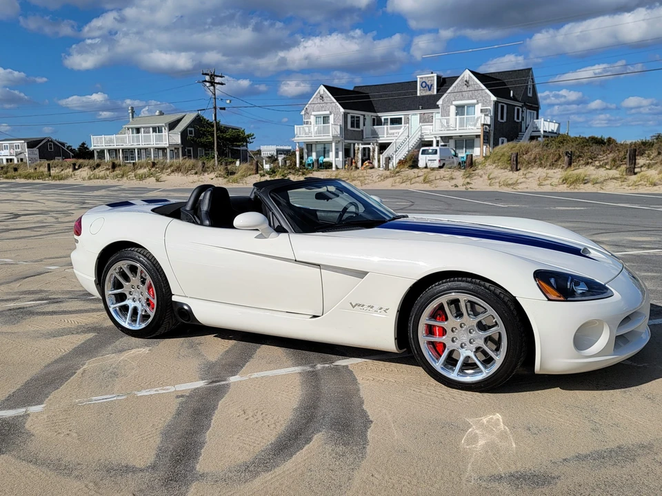 2005 Dodge Viper 3rd Gen - Image 11 of 31