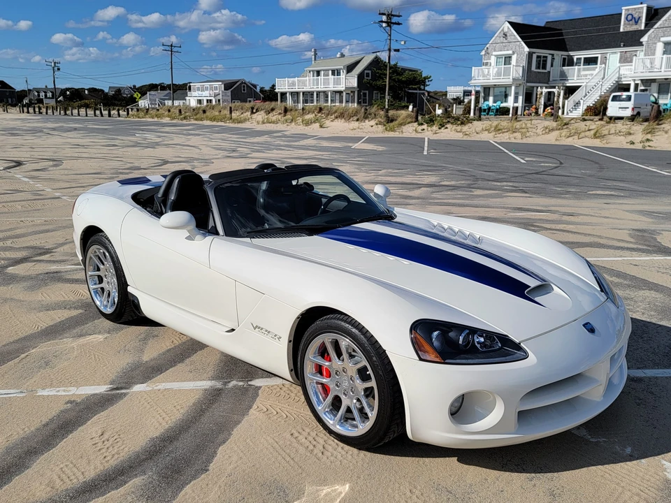 2005 Dodge Viper 3rd Gen - Image 9 of 31