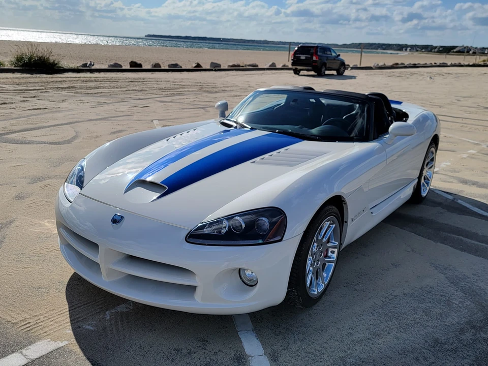 2005 Dodge Viper 3rd Gen - Image 3 of 31