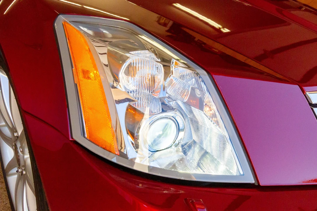 2006 Cadillac XLR-V - Image 20 of 31