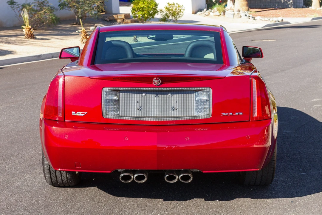 2006 Cadillac XLR-V - Image 12 of 31