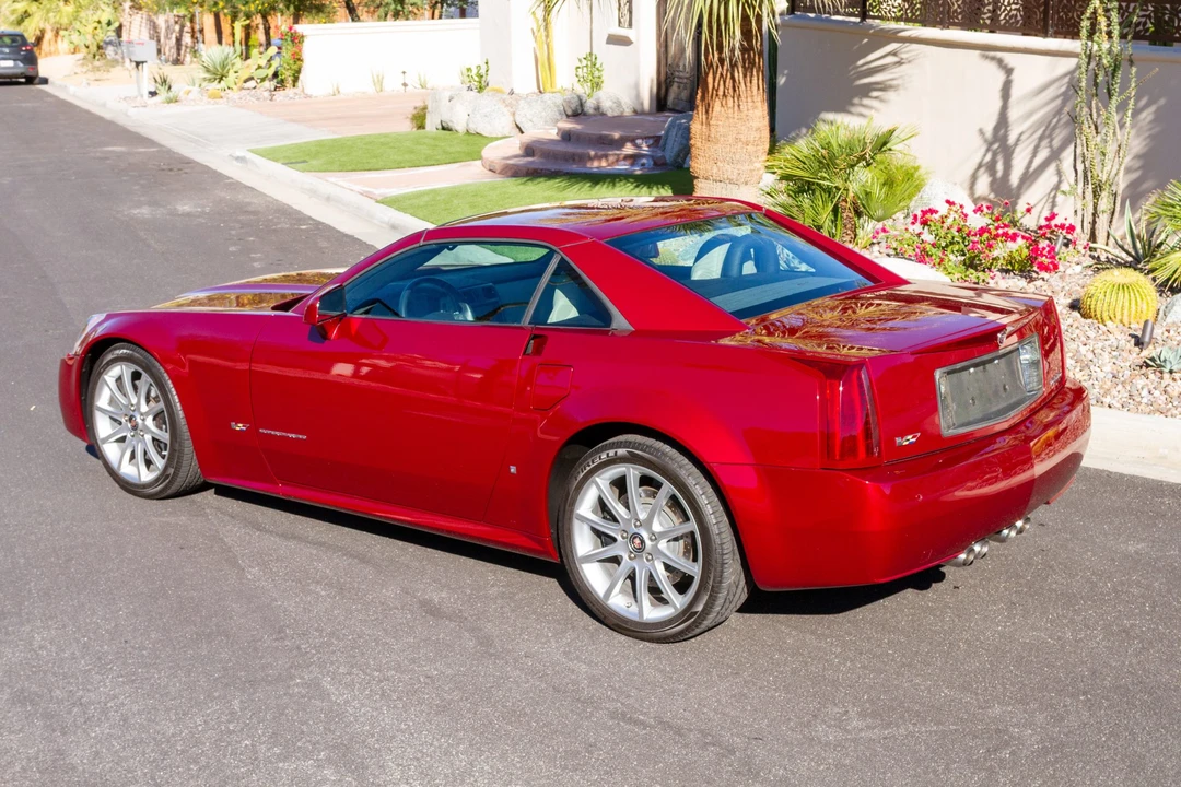 2006 Cadillac XLR-V - Image 10 of 31