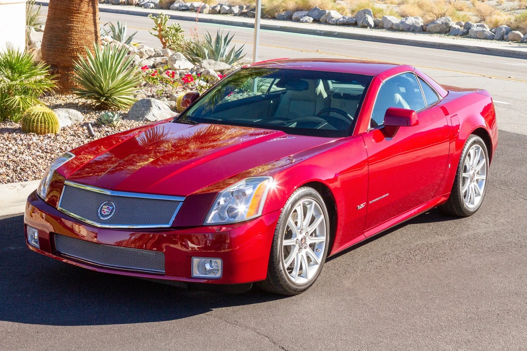2006 Cadillac XLR-V - Image 7 of 31