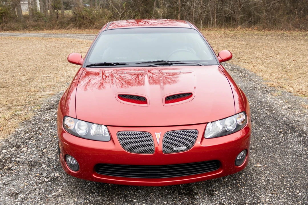 2006 Pontiac GTO 4th Gen - Image 2 of 31
