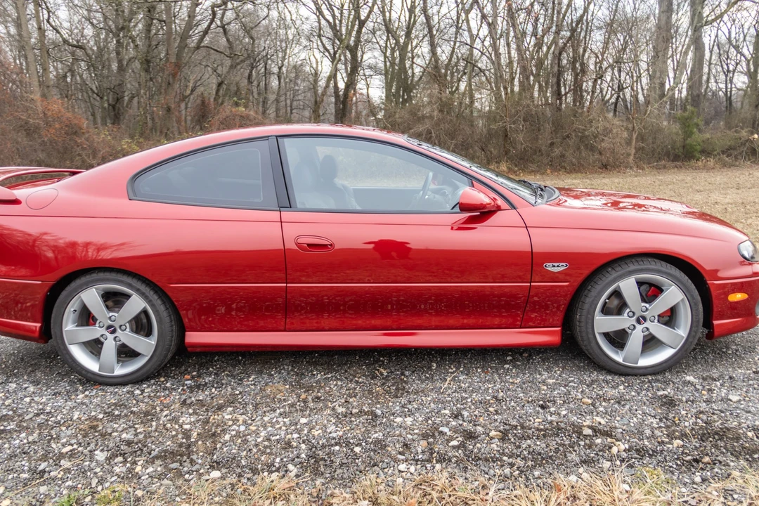 2006 Pontiac GTO 4th Gen - Image 12 of 31