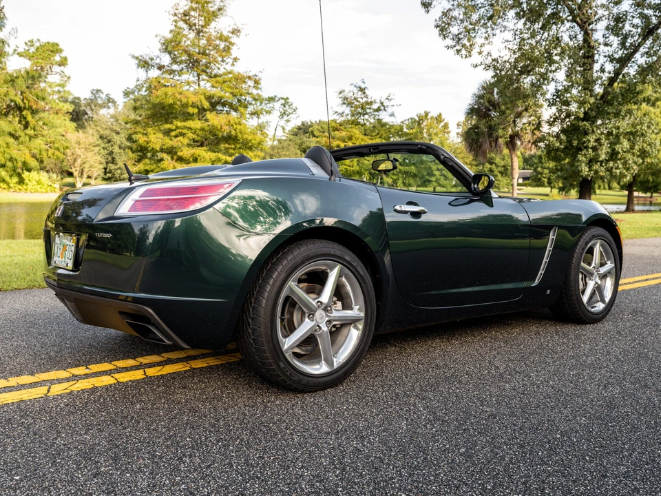 2007 Saturn Sky Red Line - Image 14 of 31