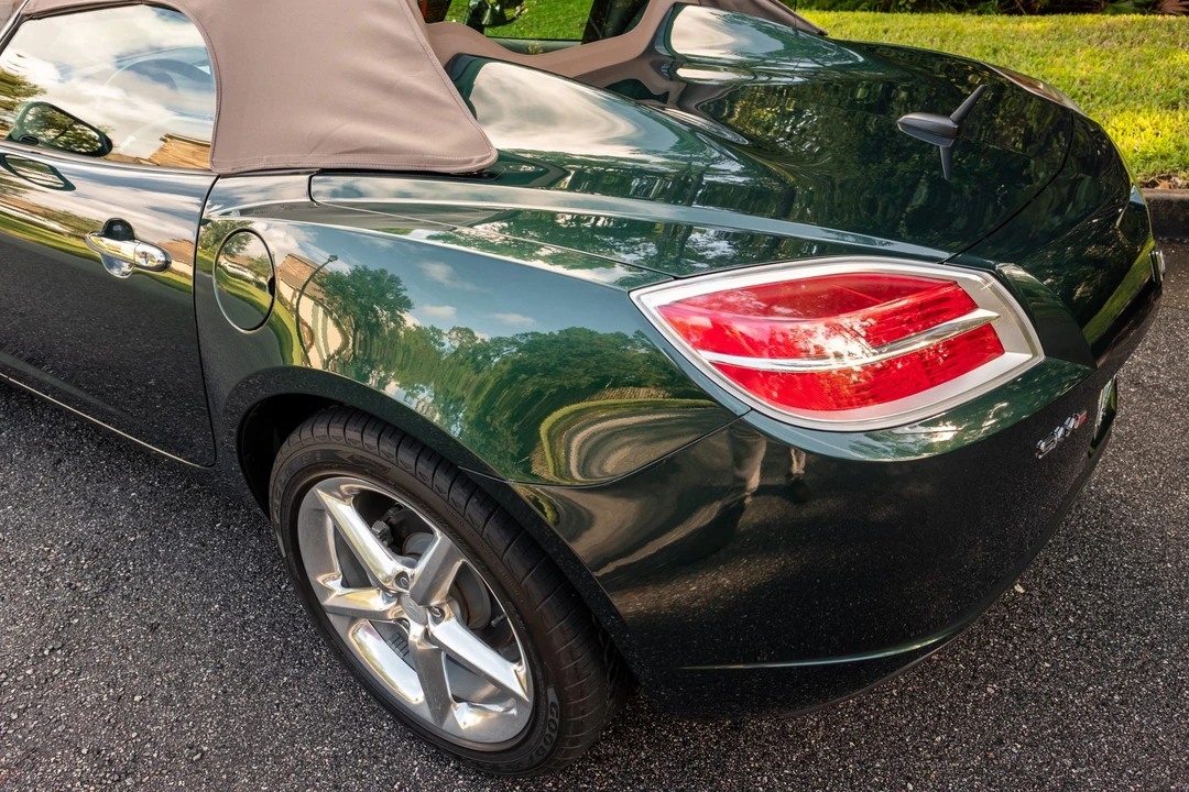 2007 Saturn Sky Red Line - Image 29 of 31