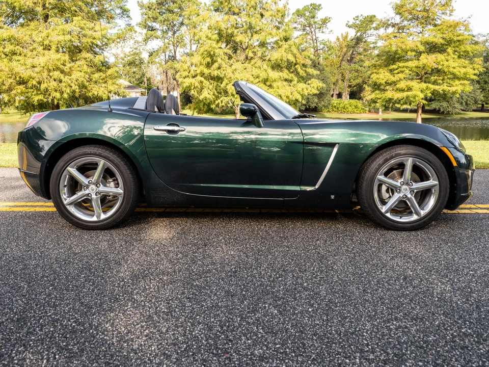 2007 Saturn Sky Red Line - Image 13 of 31