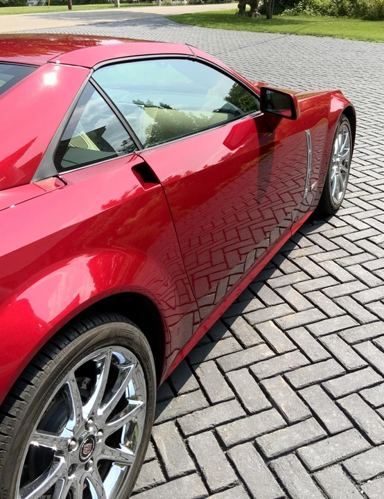 2009 Cadillac XLR-V - Image 25 of 31