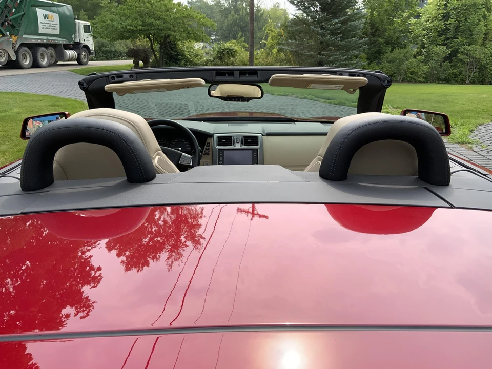 2009 Cadillac XLR-V - Image 29 of 31