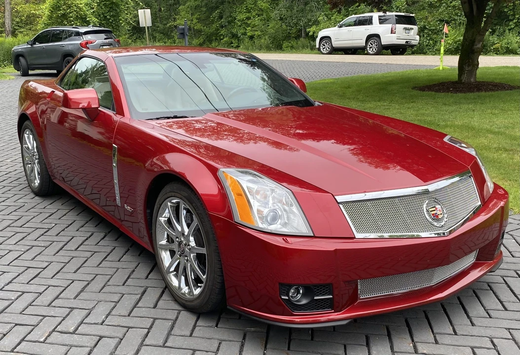 2009 Cadillac XLR-V - Image 5 of 31