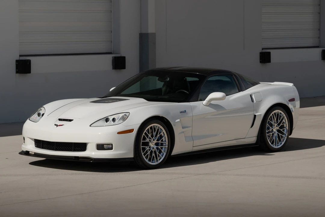 2011 Chevrolet Corvette C6 ZR1 - Image 1 of 31
