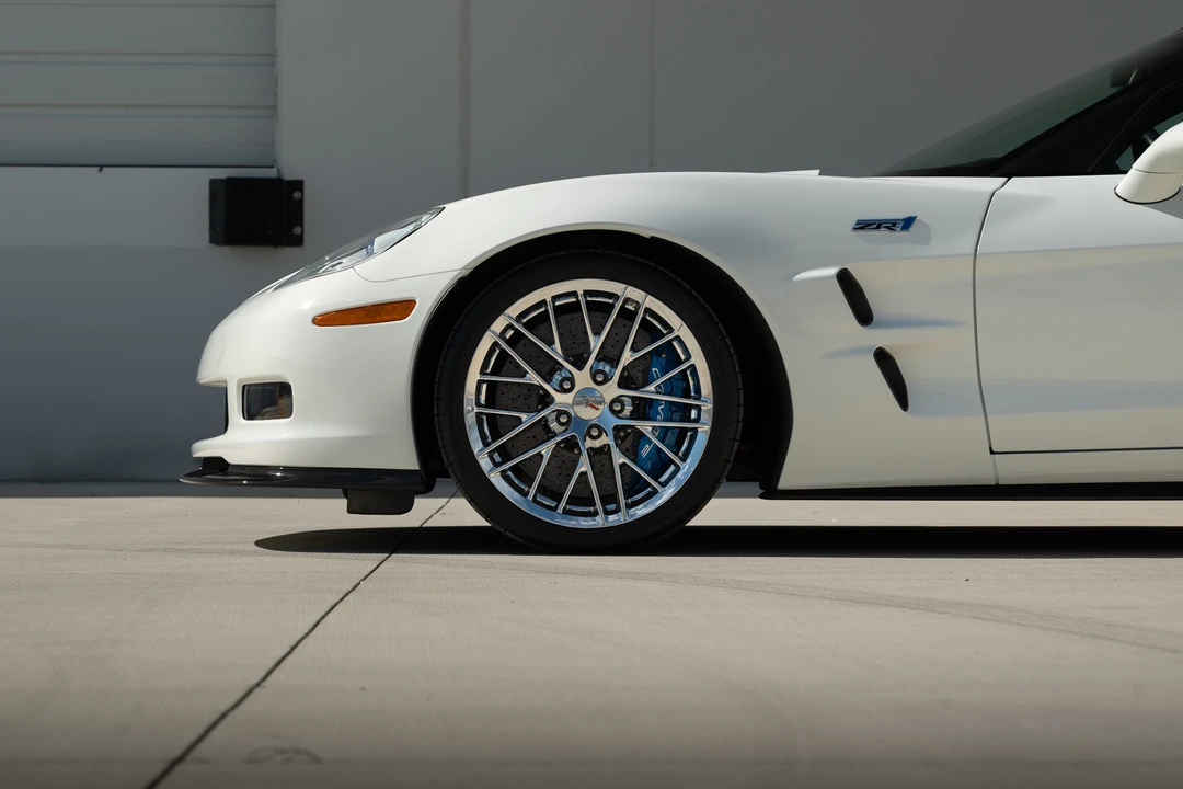 2011 Chevrolet Corvette C6 ZR1 - Image 29 of 31