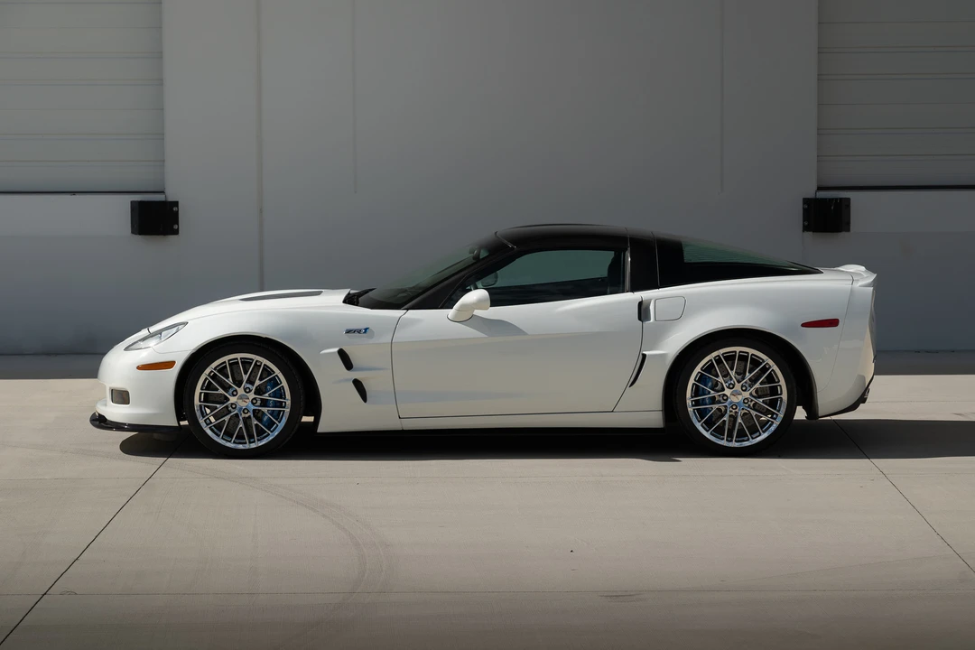 2011 Chevrolet Corvette C6 ZR1 - Image 6 of 31