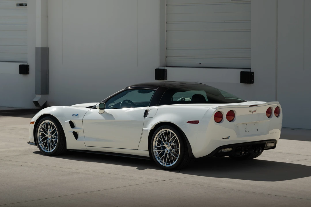 2011 Chevrolet Corvette C6 ZR1 - Image 10 of 31