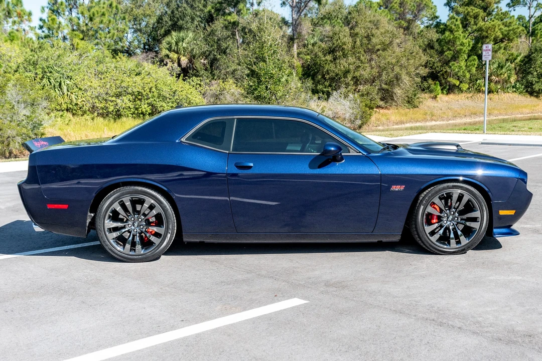 2014 Dodge Challenger SRT8 & 392 3rd Gen - Image 9 of 31