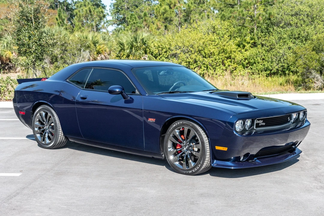 2014 Dodge Challenger SRT8 & 392 3rd Gen - Image 10 of 31