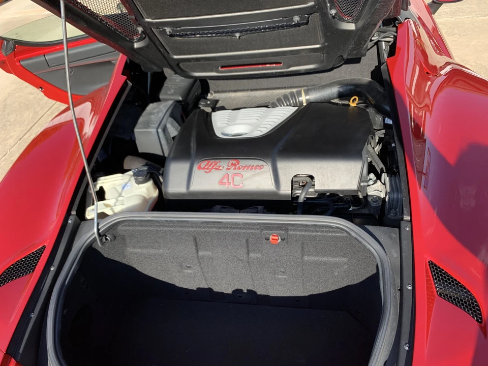 2016 Alfa Romeo 4C Spider - Image 25 of 31