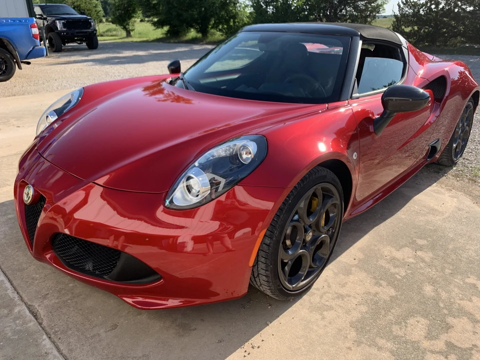 2016 Alfa Romeo 4C Spider - Image 3 of 31