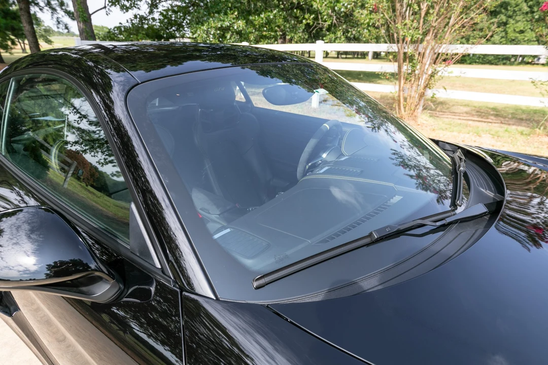 2016 Porsche 981 Cayman GT4 - Image 23 of 31
